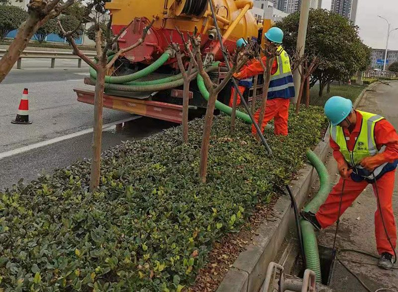 成华市政管道清淤